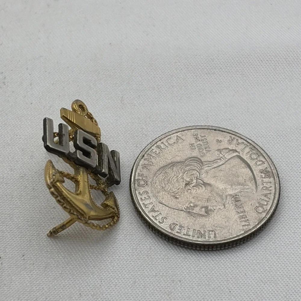 United States Navy Anchor Gold Tone Military Lapel Hat Pin USN